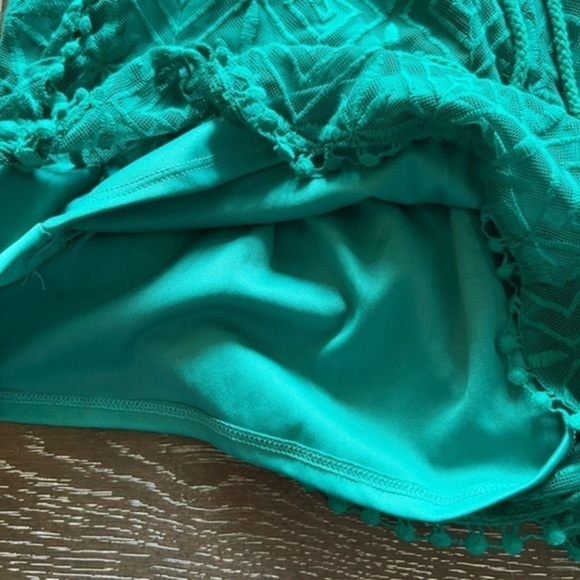 JACK By Bb Dakota Teal Lined Lace Romper With A Waist Ties And Draped Shoulders - Picture 8 of 14